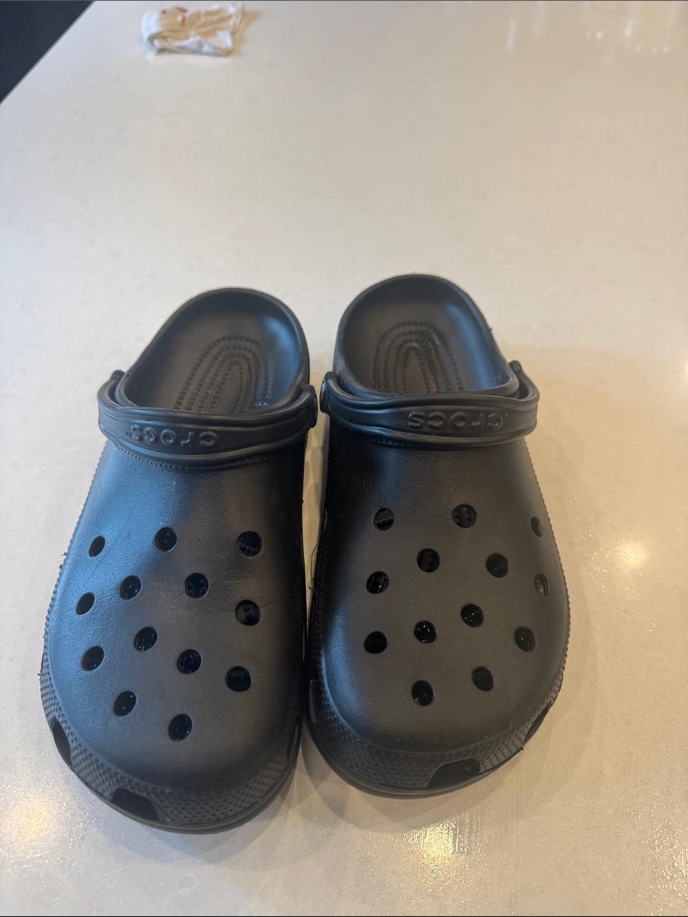 CROCS Classic Clog in Black